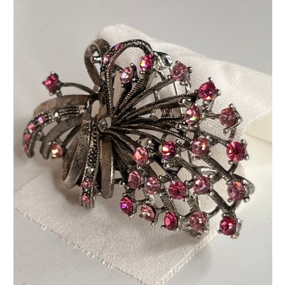 VINTAGE MCM Pink and Silver tone Rhinestone Glamour Floral Bouquet Brooch - Picture 6 of 12